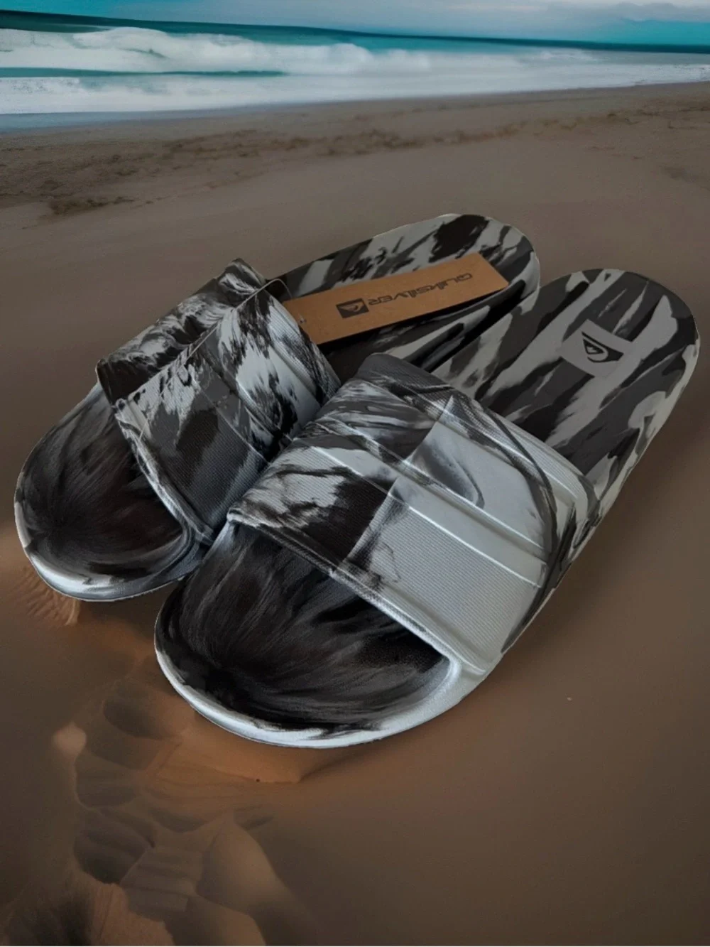 Quiksilver Cloudbreak Men’s Size 9 Slide Sandals. Grey marbled. New with tags.